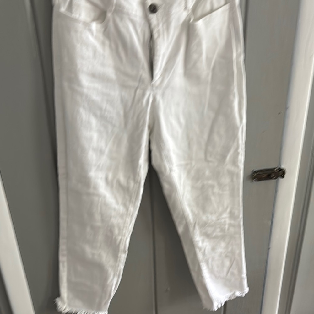 White Frayed Hem Jeans